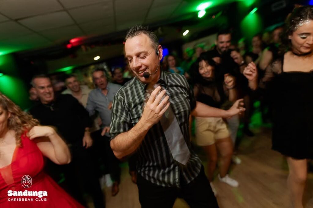 David Ariza clases de baile salsa y bachata en malaga