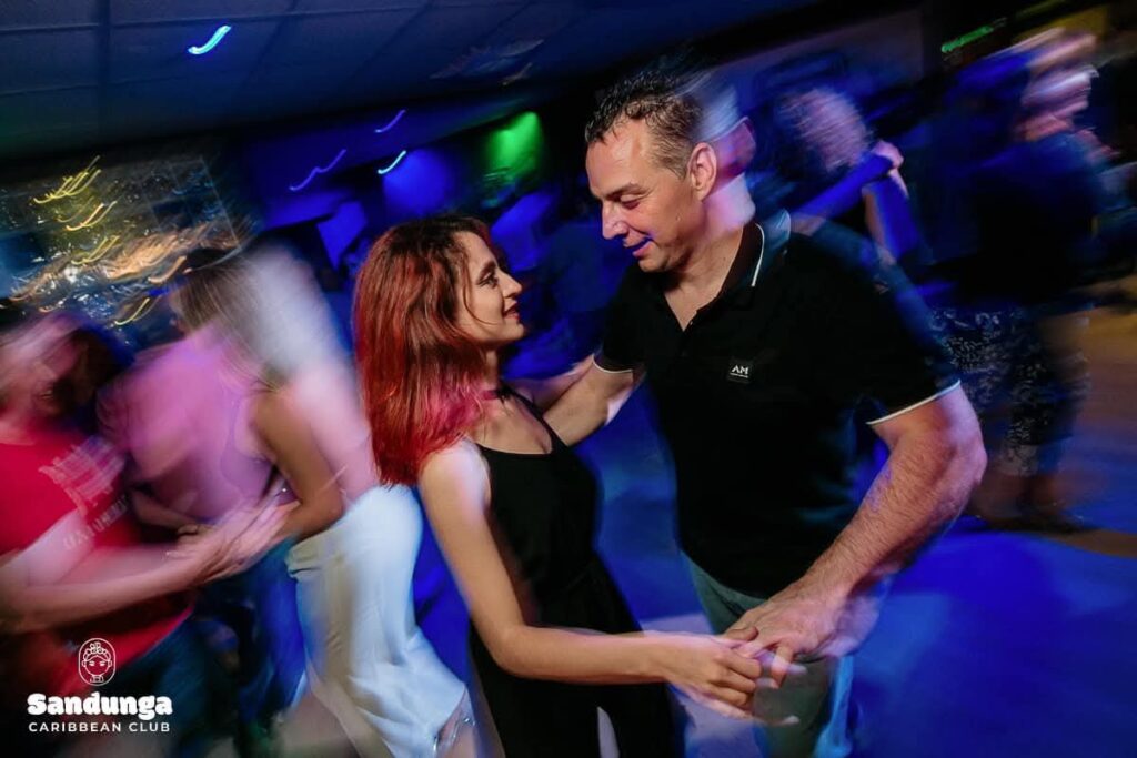 David Ariza clases de baile salsa y bachata en malaga