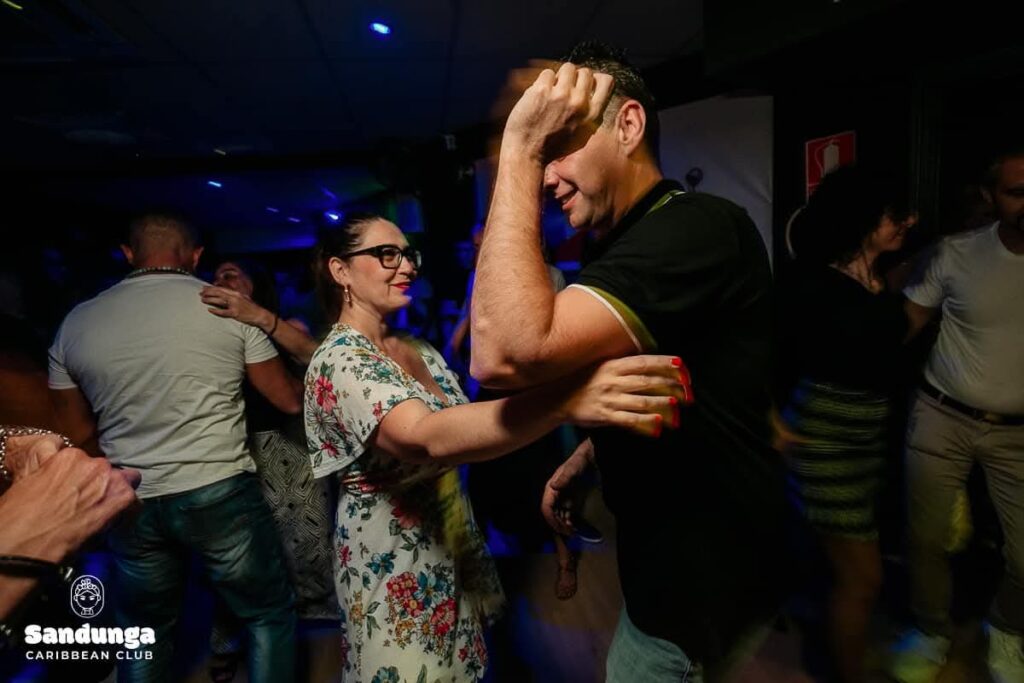 David Ariza clases de baile salsa y bachata en malaga